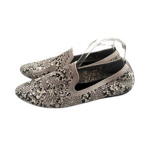 Vince Camuto Fabeau Knit Washable Flats Gray Snakeskin Print Size 8.5